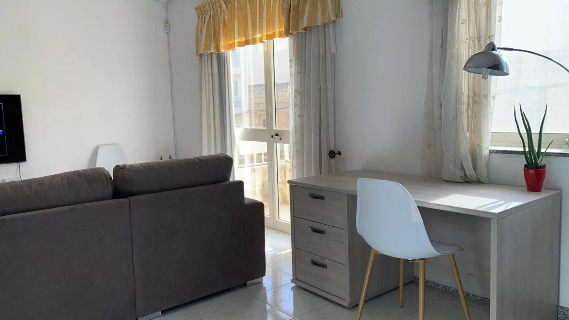 Villa Swieqi With Shared Facilities 107 Is-Swieqi