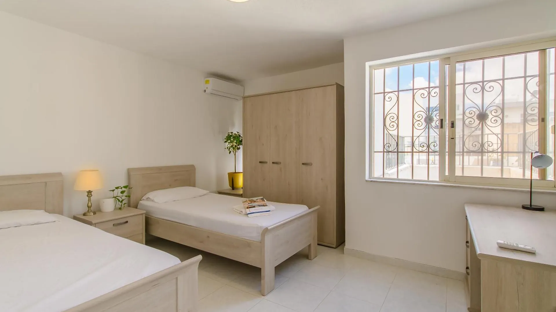 Villa Swieqi With Shared Facilities 107 Is-Swieqi Guest house