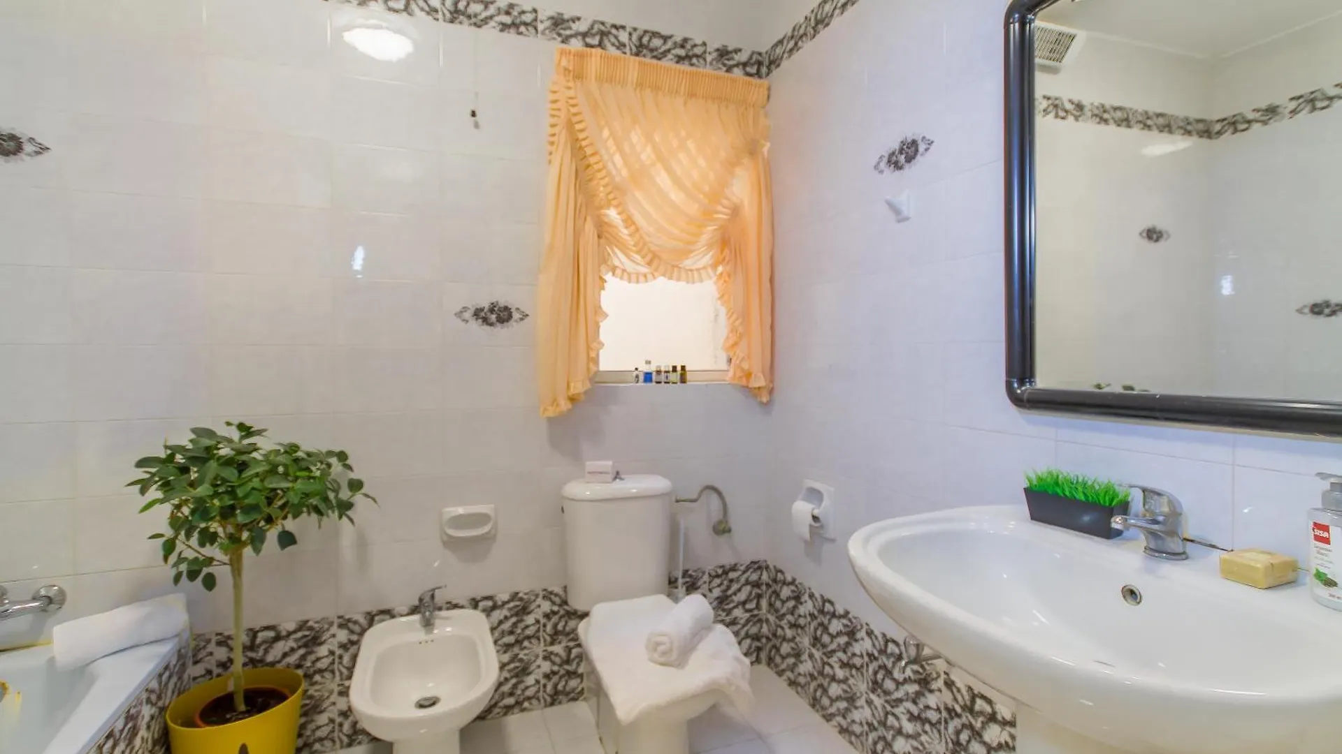 Guest house Villa Swieqi With Shared Facilities 107 Is-Swieqi