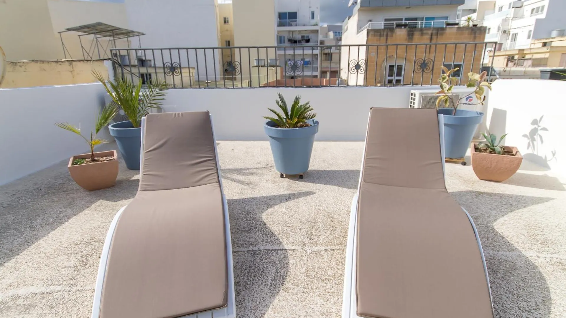 Villa Swieqi With Shared Facilities 107 Is-Swieqi 0*,
